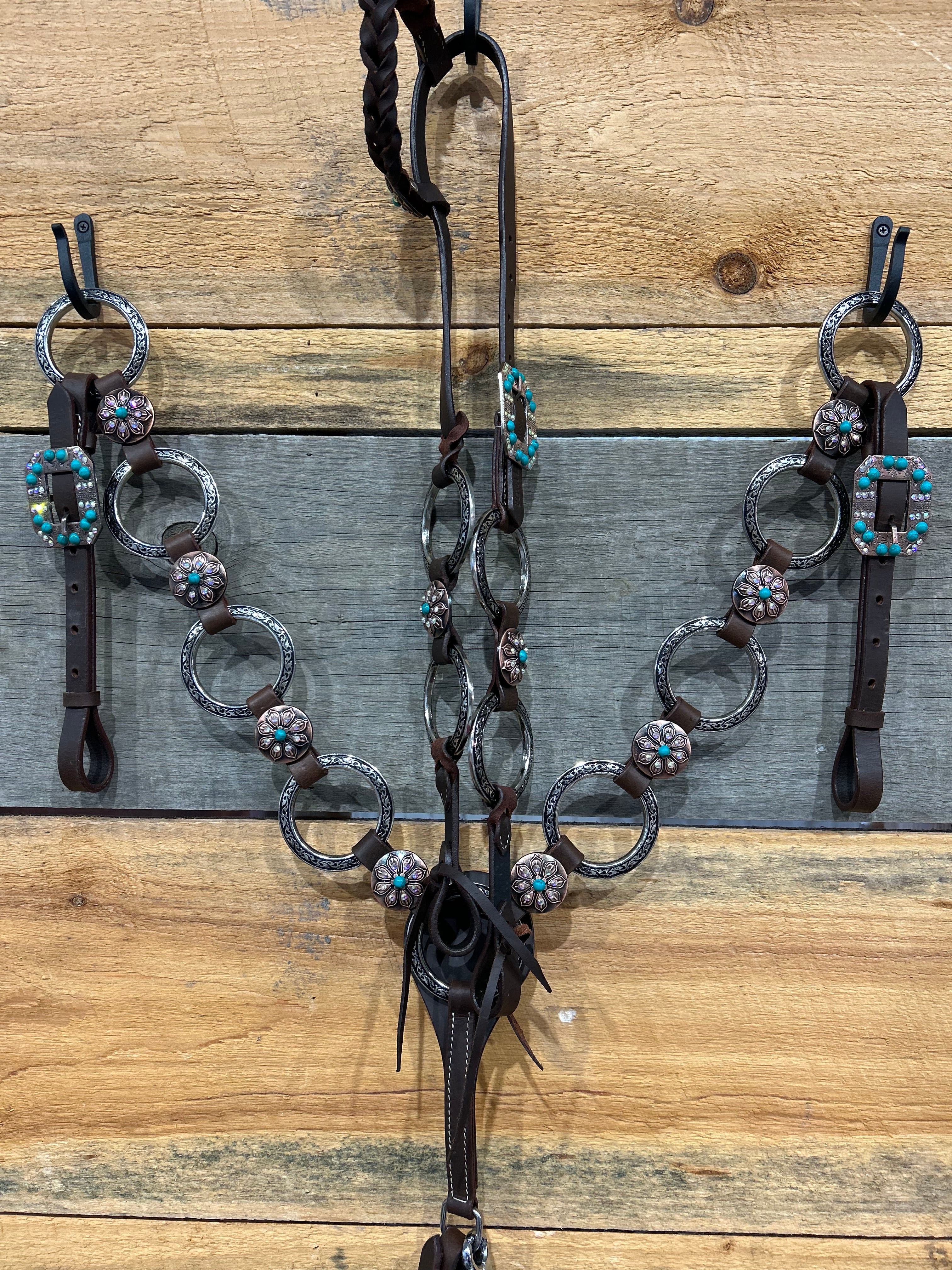 PLR Turquoise Showstopper Tack Set
