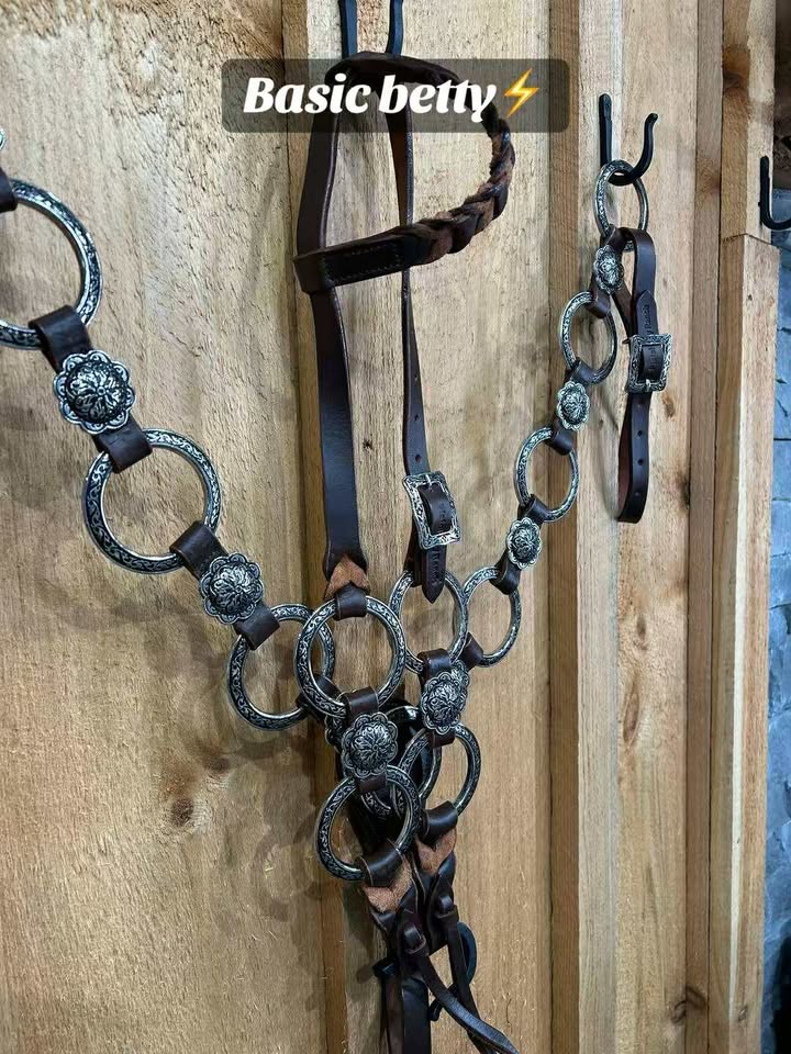 PLR Basic Betty Tack Set