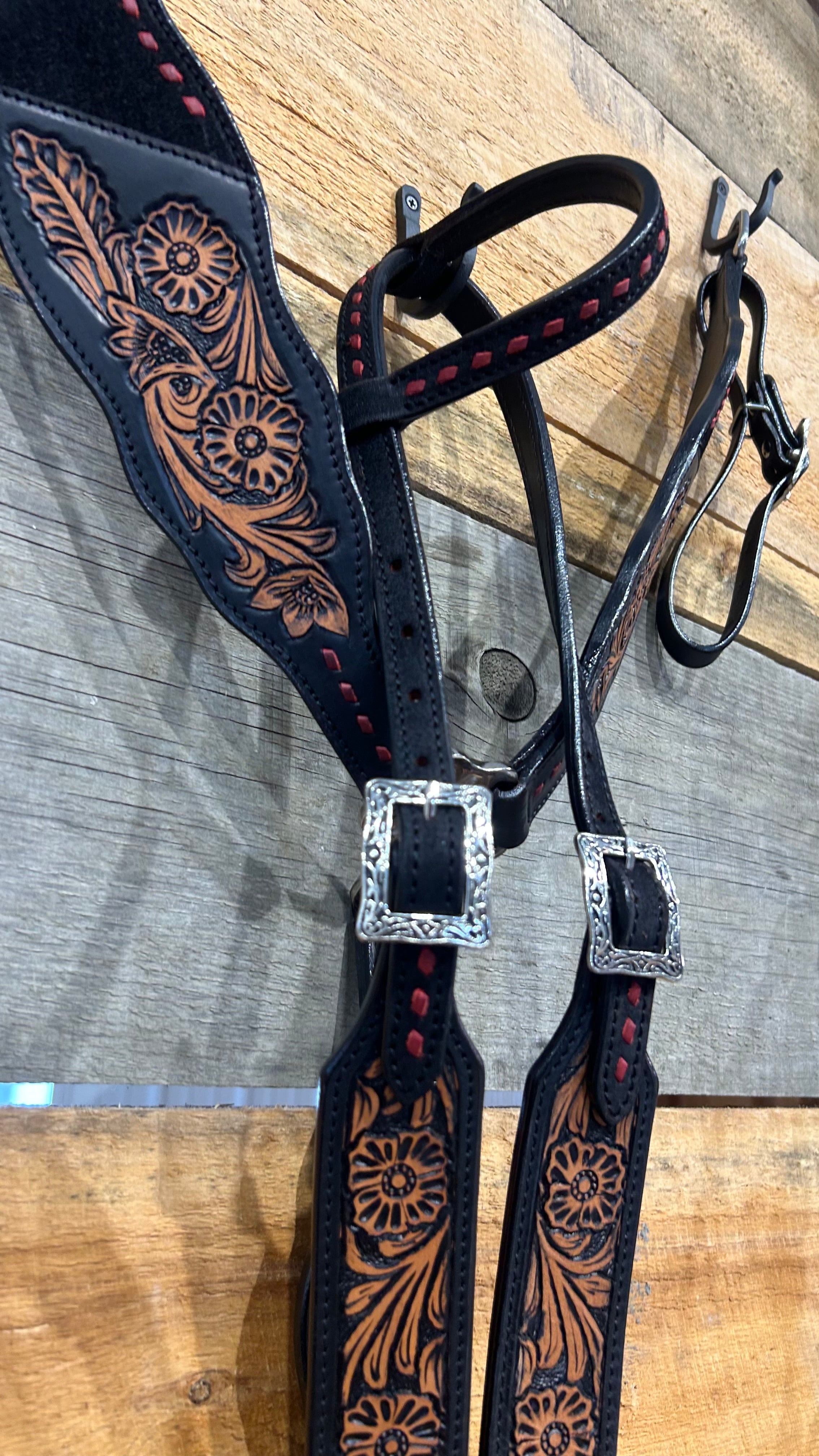 PLR Ruby Wildflower Tack Set