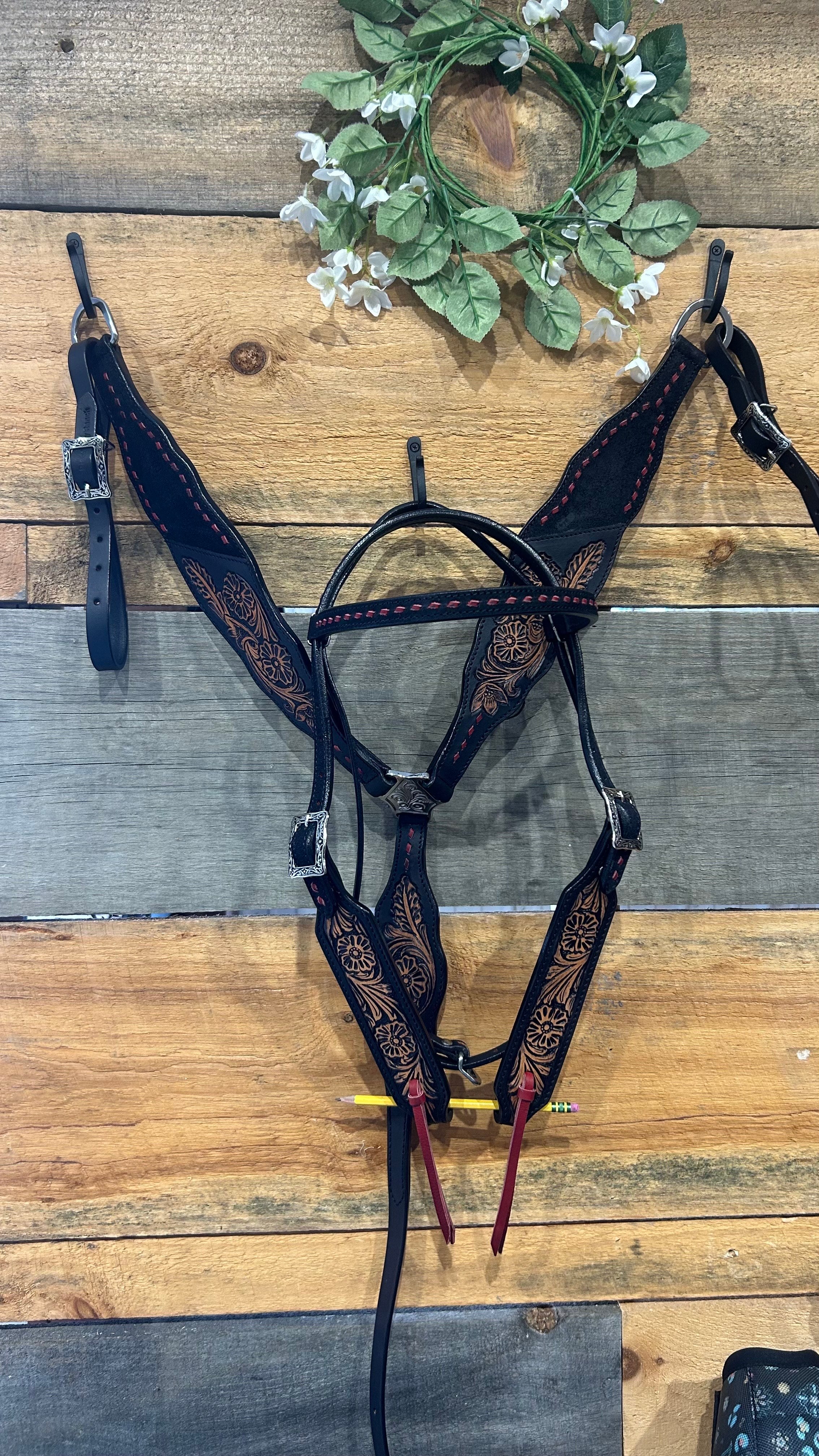 PLR Ruby Wildflower Tack Set