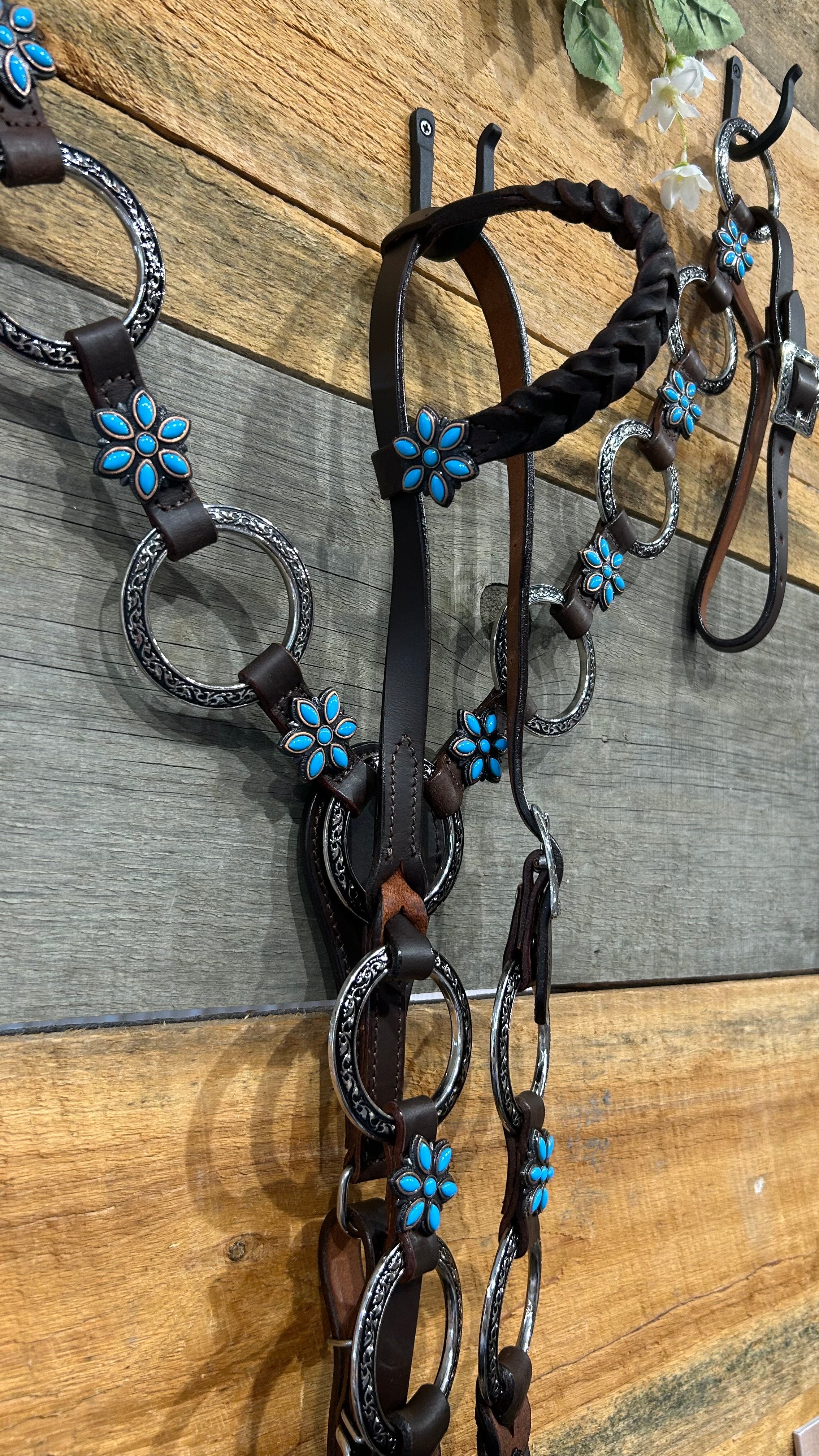 PLR Turquoise Tumbleweed Tack Set