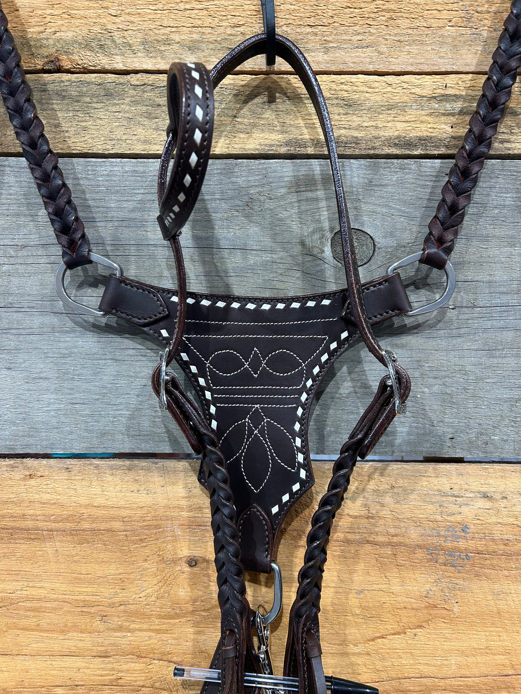PLR White Boot Stitch Betty Tack Set
