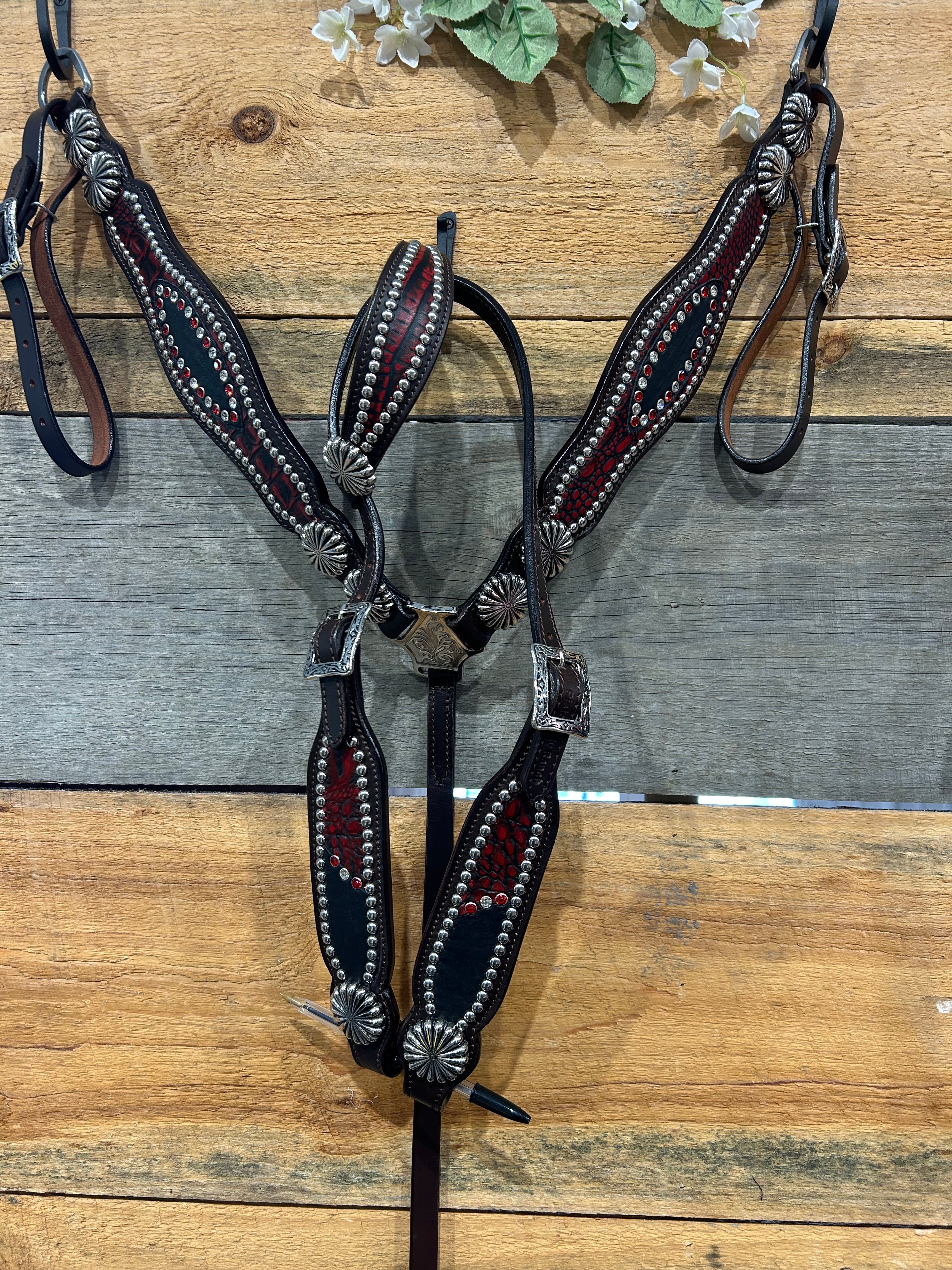 PLR Blazin Red Gator Tack Set