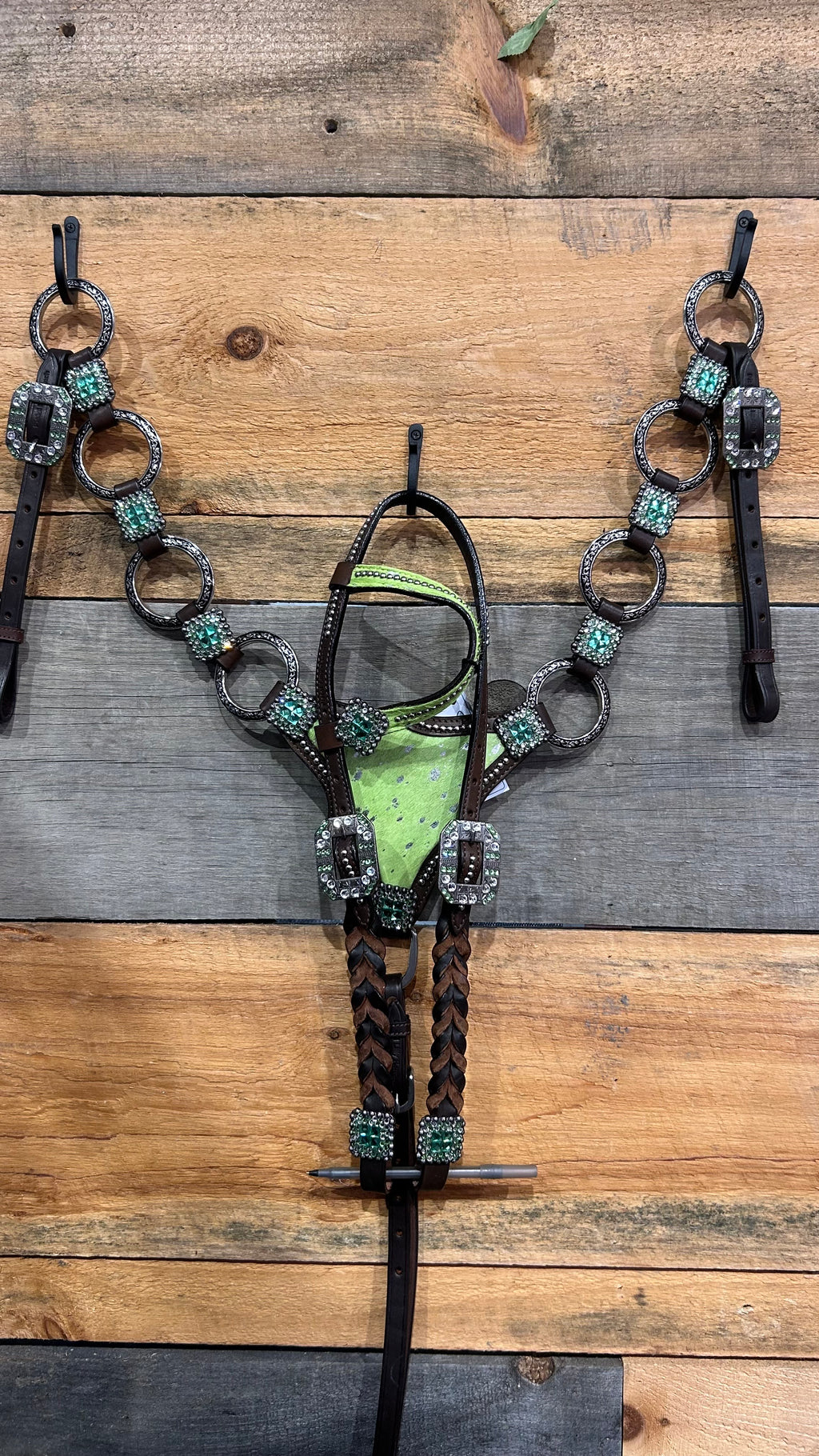 PLR Wicked Lime Cowhide Tack Set