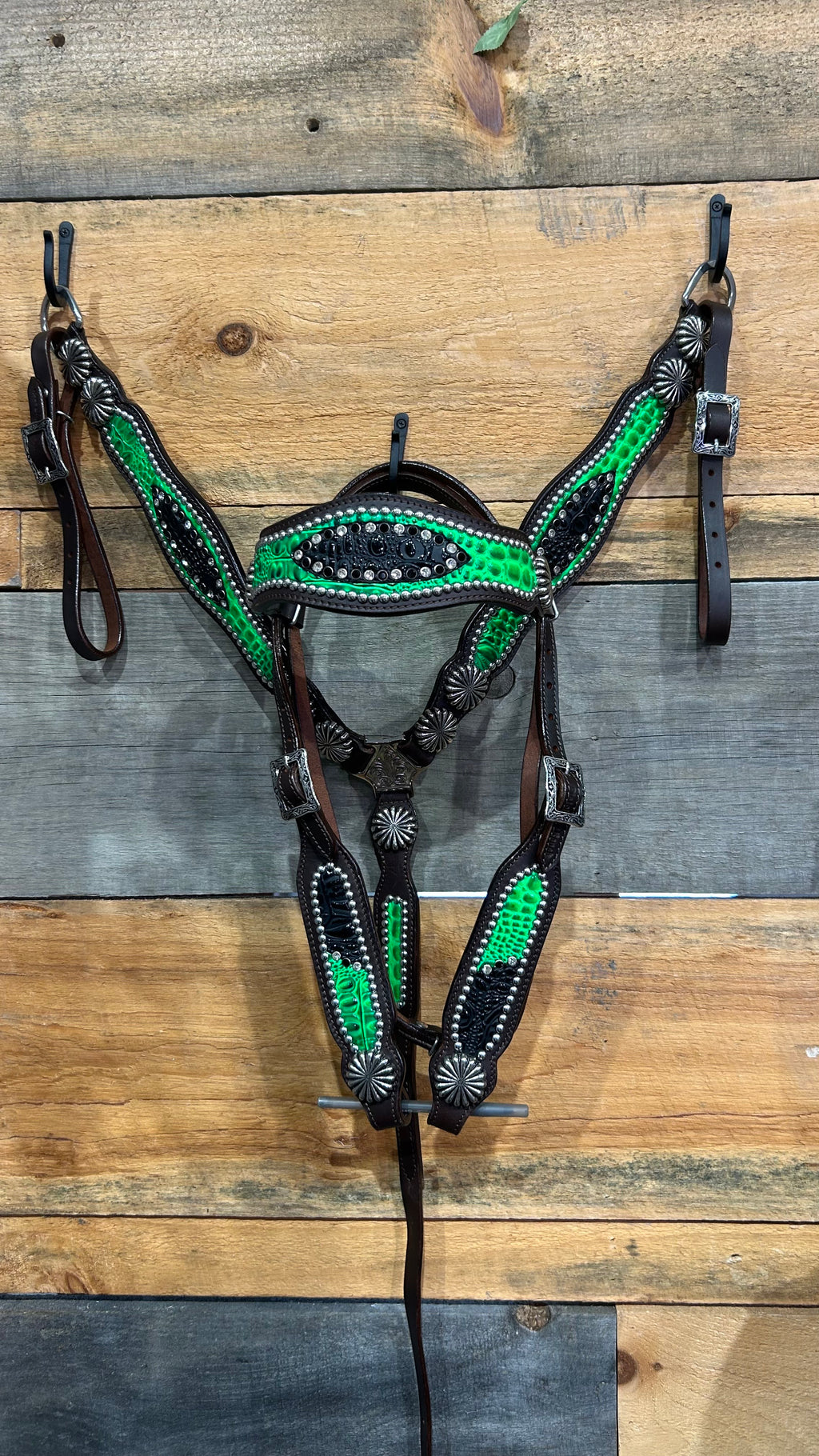 PLR Electric Lime Gator Tack Set