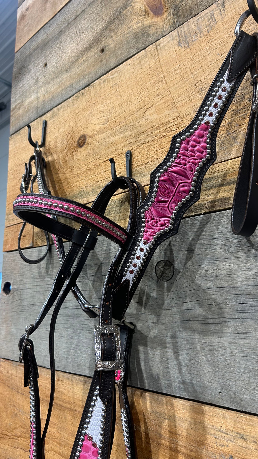 PLR Cowgirl Crush Tack Set