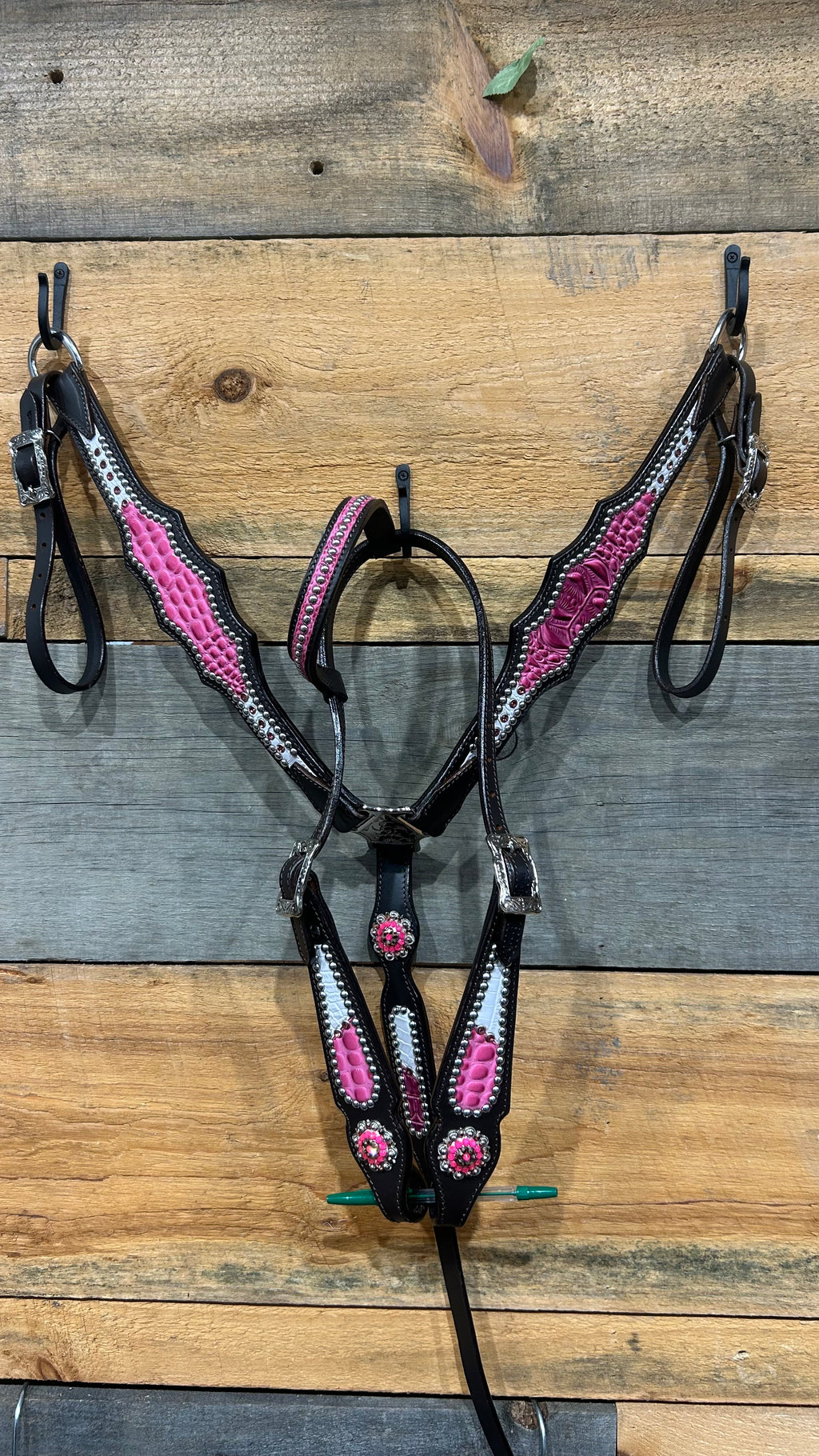 PLR Cowgirl Crush Tack Set