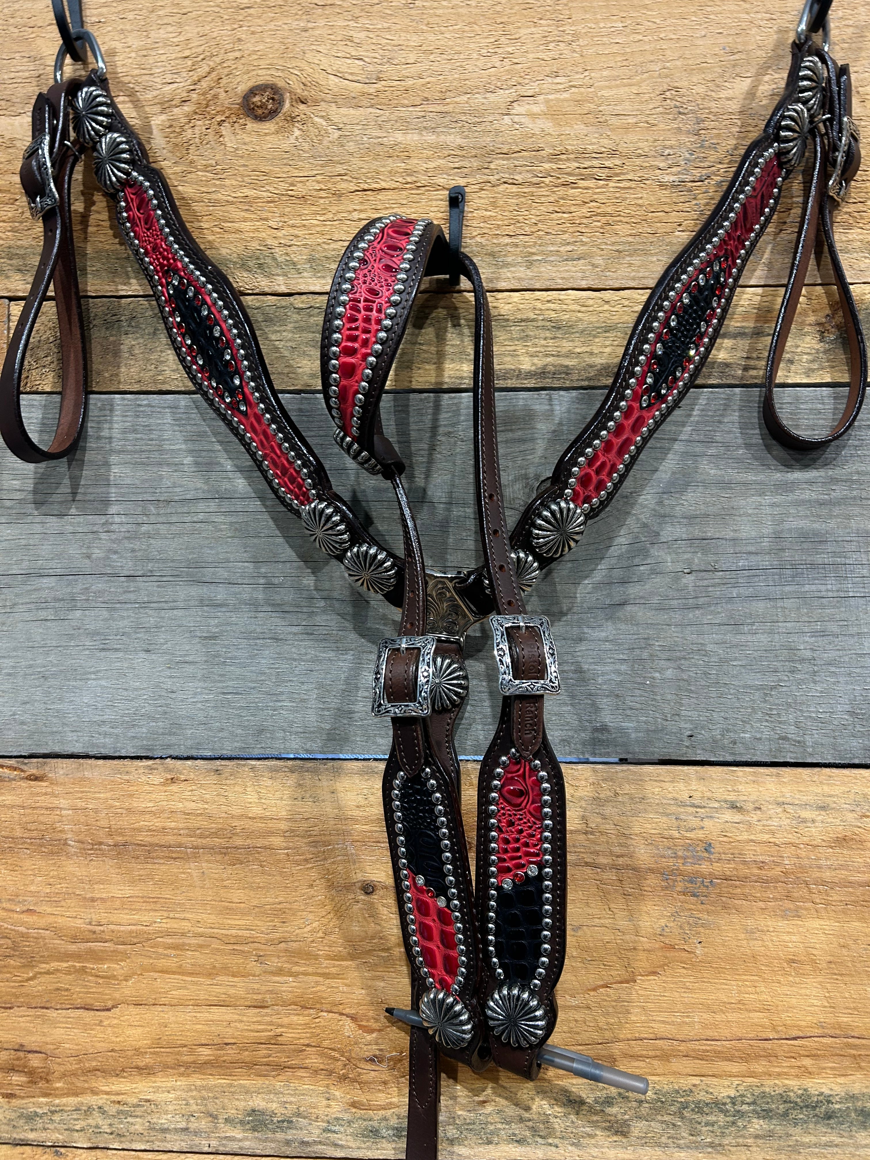 PLR Red Gator Tack Set