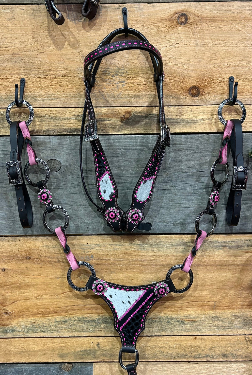 PLR Buckin' Barbie Tack Set