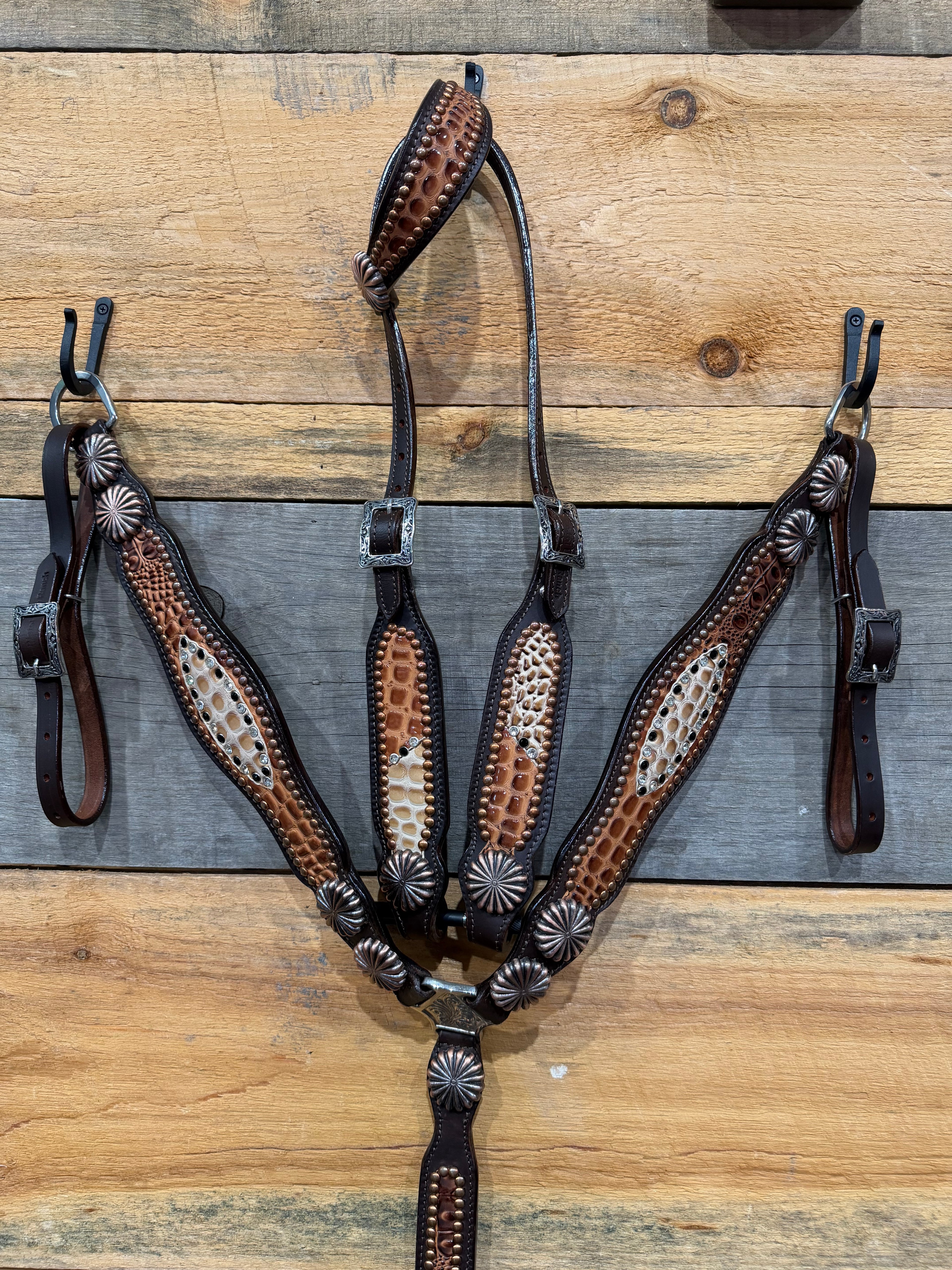 PLR Champagne Renegade Tack Set
