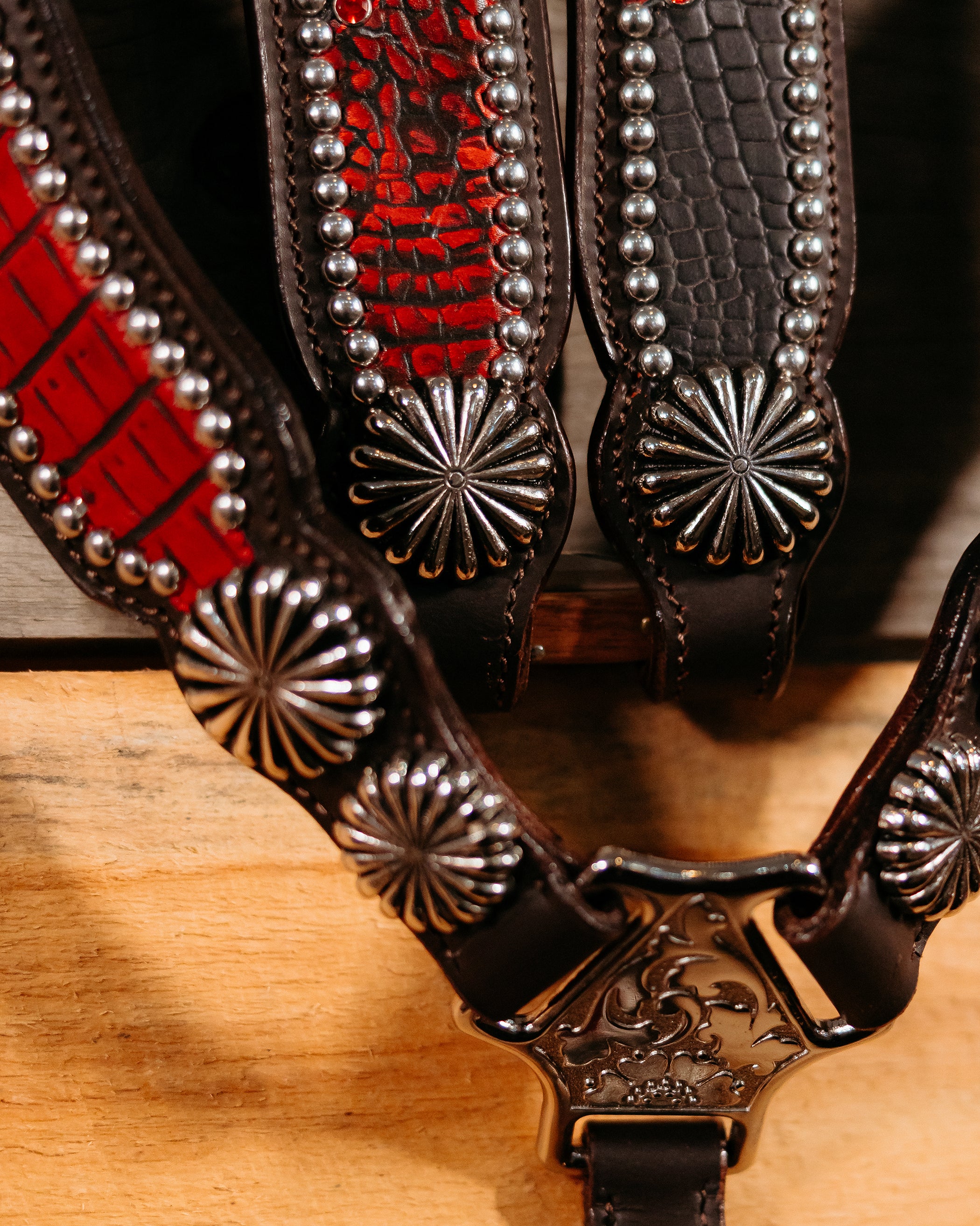 PLR Red Gator Tack Set