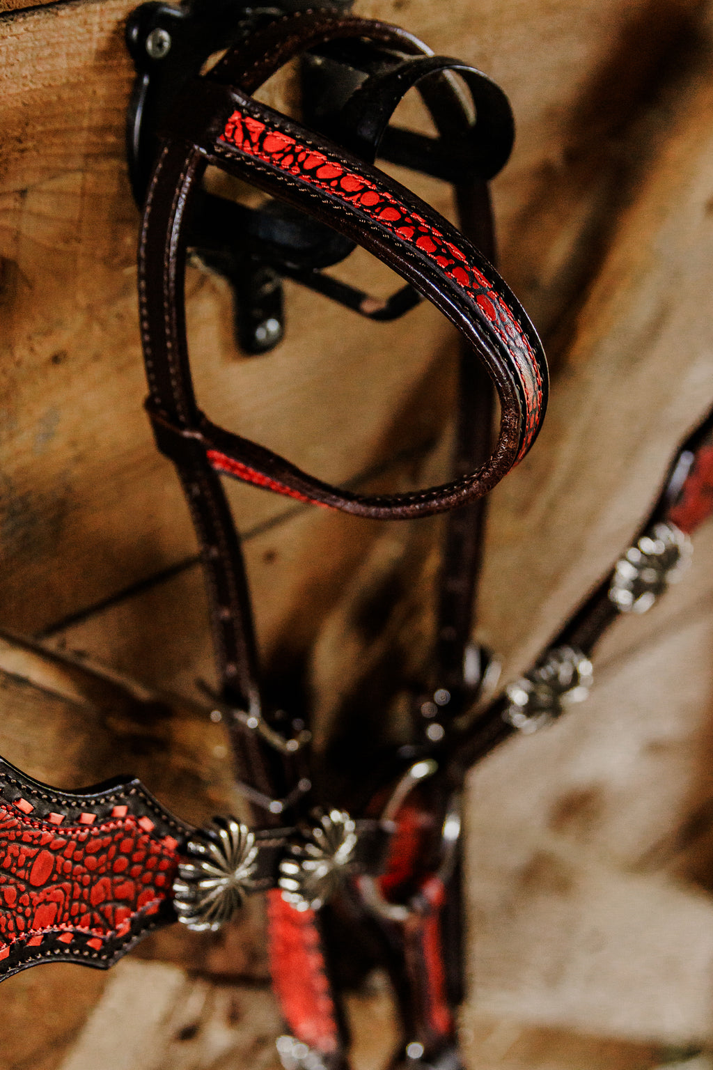 PLR Crimson Outlaw Tack Set